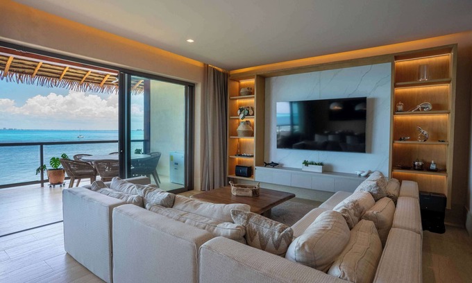 Isla Mujeres Apartamento | 4BR Luxe Apartment With Panoramic Views