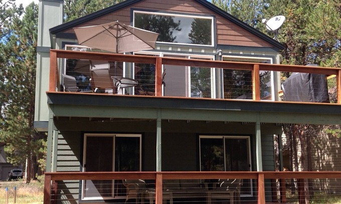Three Rivers Villa | 4BR Riverfront Villa, tranquilo y exclusivo!