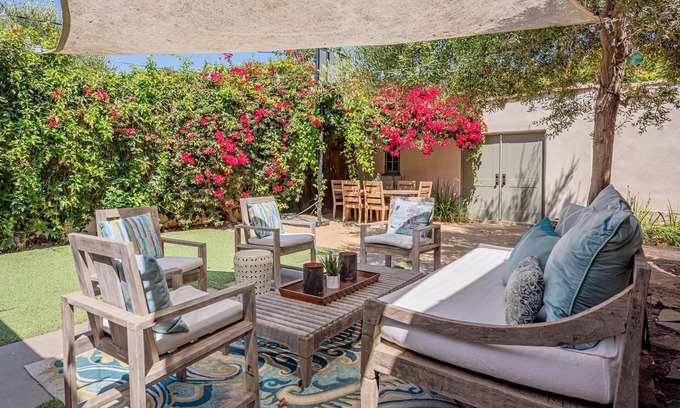 Mid-Wilshire Casa | 4BR Secluded Spanish Oasis in the Heart of Los Angeles