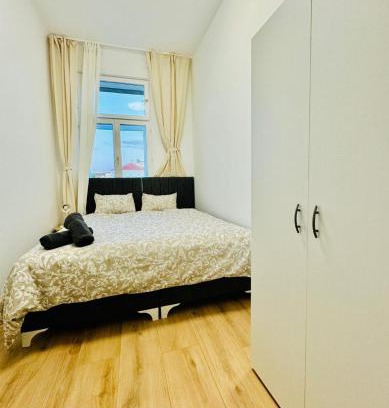 Schottenfeld Apartamento | 4BR Shared Apt with City View Only 7- Min to Westbahnhof
