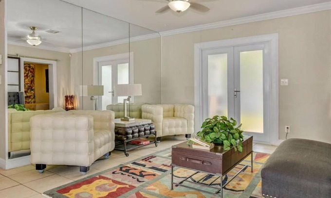 West Park Casa | 4BR Tropical Paradise Pool Golf Resort