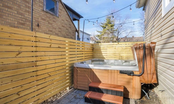 Merion Village Casa | 4BR w/ Hot Tub + Patio | Walk to German Village