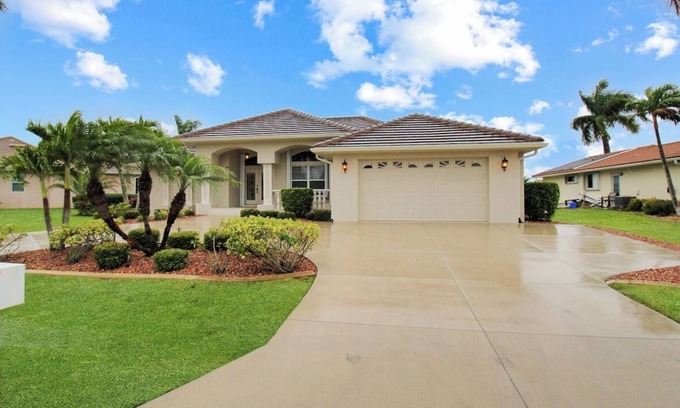 Punta Gorda Casa | 4BR waterfront home with saltwater pool in Punta Gorda - Fishtail