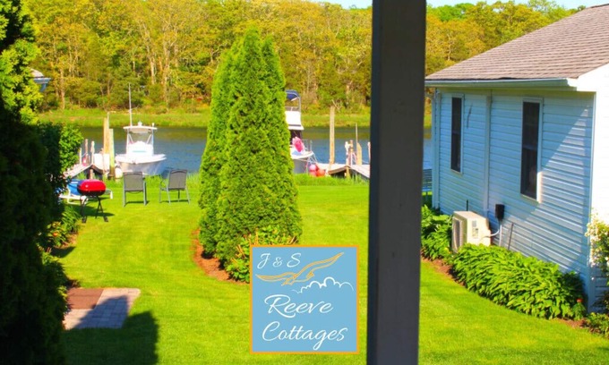 Aquebogue Cabaña | Waterfront Cottage 4