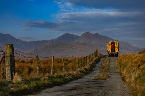 Capel-Curig Otro | 4x4 Mountain Cabin