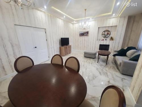 Yerevan Apartamento | 5и комнатная квартира с большым балконом