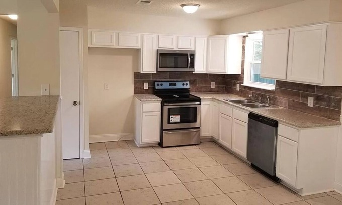 Bellview Casa | 5/2 great for large groups. North Pcola