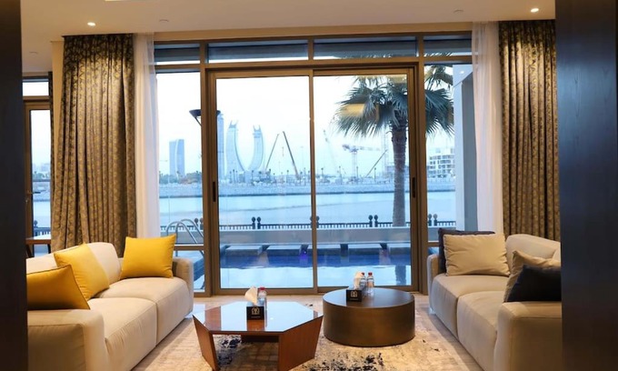 Doha Apartamento | 5 Bd beachfront with private and amenities access