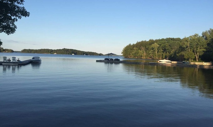 Minett Cabaña | 5 Bdrm, 3 Bath on Lake Rosseau! Port Sandfield-Minett Area - AC!