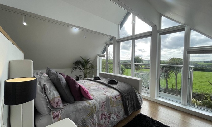 Tavistock Casa | Sleeps 14,Tavistock Luxury 5-Bed House