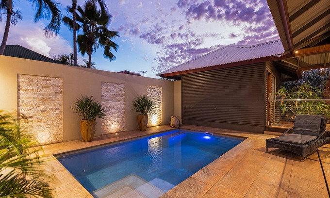 Cable Beach Casa | 5 Bedroom 3 Bathroom Luxury House with Pool