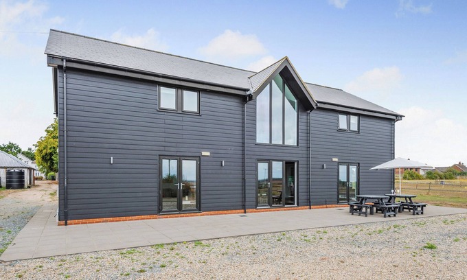 Althorne Cabaña | 5 bedroom accommodation in Althorne