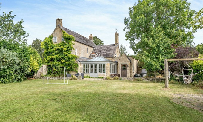 Sleaford Cabaña | Alojamiento de 5 habitaciones en Burton Pedwardine, near Sleaford