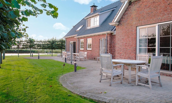 Lemmer Casa | Impresionante casa de 5 habitaciones en.