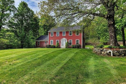 Dublin Casa | 5 Bedroom Cozy New England home - Cobb Meadow House