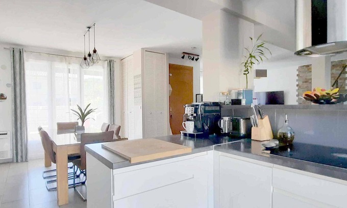 Mallemort Casa | 5-bedroom family home with private pool in the heart of Provence.
