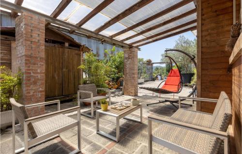 Serralta Casa | 5 Bedroom Gorgeous Home In Podenzana