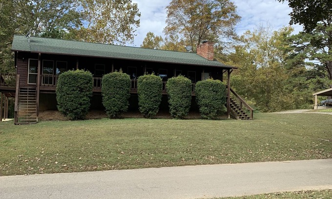 Van Buren Casa | 5-Bedroom house on Current River