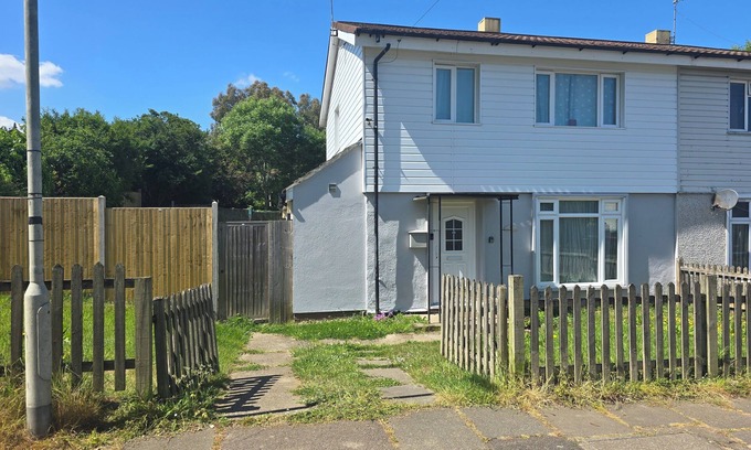 Fordwich Casa | 5 Bedroom House, Sleep 12, with 7 beds, free on-site parking & free st parking.