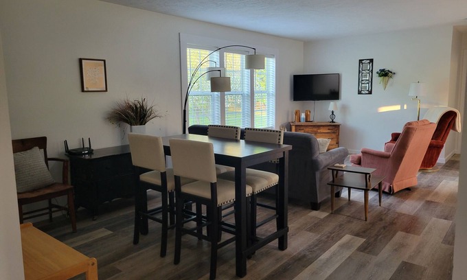 Kalkaska Casa | 5-bedroom house with fitness room in Kalkaska. Perfect locationfor every season