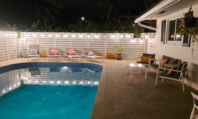 Coral Ridge Isles Casa | 5-bedroom in Fort Lauderdale! Heated Salt water pool w endless amenities