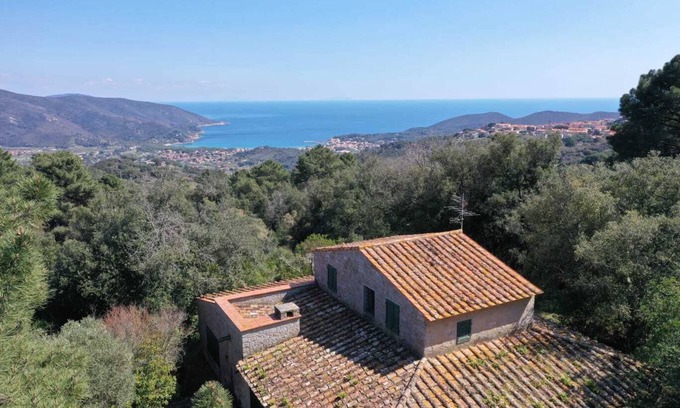 Campo nell'Elba Casa | 5 bedroom private vacation home in sant'ilario