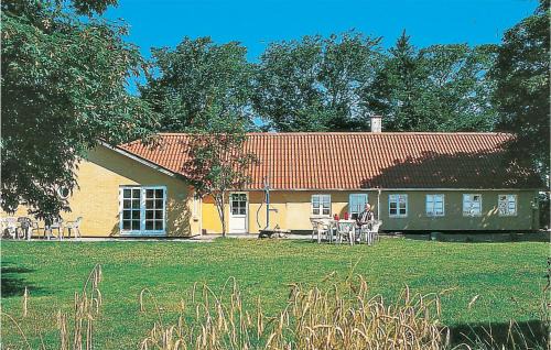 Ronbjerg Casa | 5 Bedroom Stunning Home In Øster Assels
