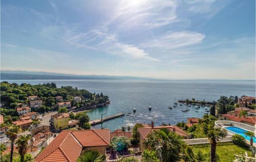 Ika Casa | 5 Bedroom Stunning Home In Ika