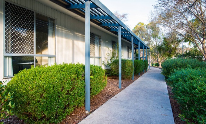 Churchill Casa | 5 bedroom unit in quiet Churchill location