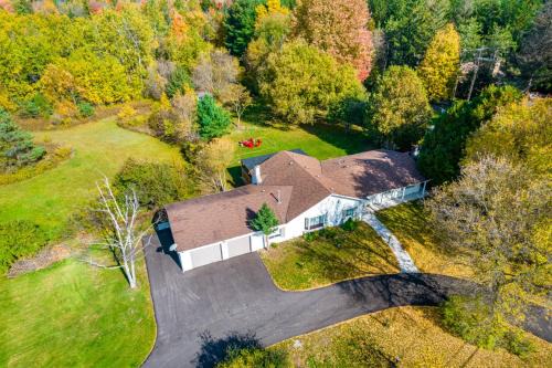 King Casa | 5 Bedroom Vacation Cottage - King City
