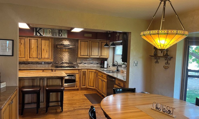 Mead Casa | Hermosa casa céntrica de 5 acres 5 Bd-4 Baño de acceso rápido a la I-25