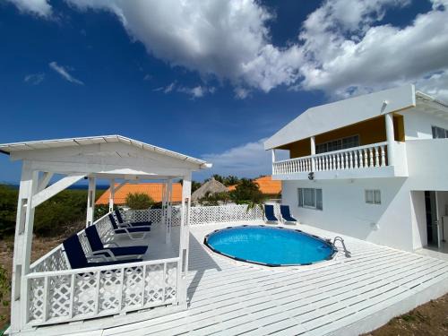 Grote Berg Casa | 5 Bedroom Villa With Swimming Pool