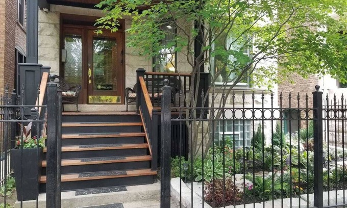 Wrigleyville Apartamento | 5 Bedroom Wrigleyville experience right by stadium