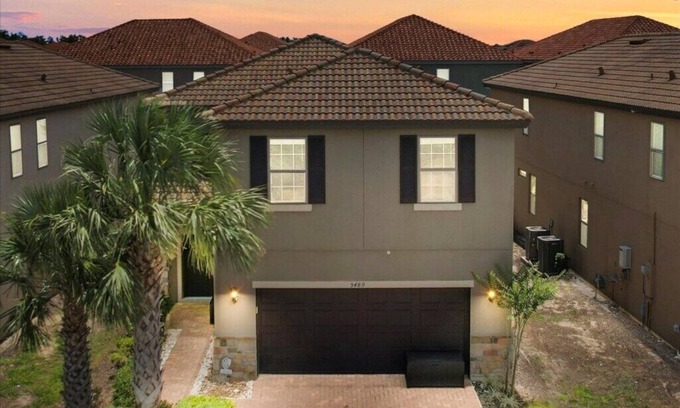 Loughman Casa | 5 Bedrooms/4 Bathrooms/Solterra (5489MO)