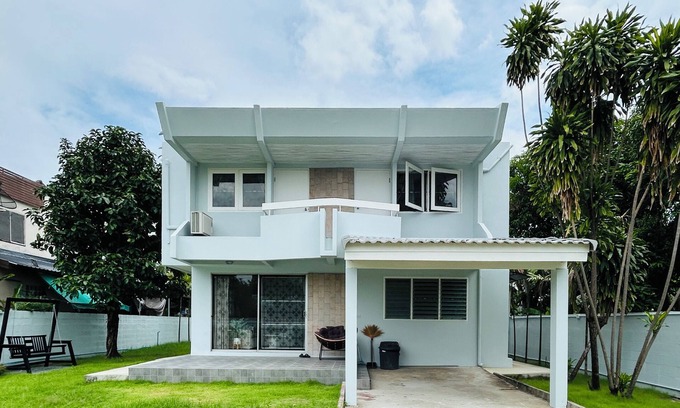 Suan Luang Casa | 5 beds private garden resort 452sqm. Pet relax
