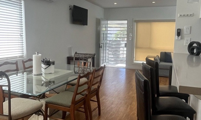 Lawndale Casa | 5 Beds - Family Friendly Home Near LAX, SoFi, Forum, Disneyland & SoCal Beaches