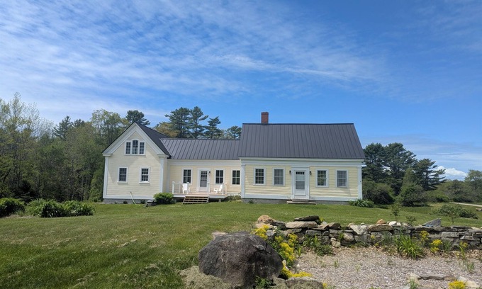 Walpole Casa | 5 BR, 2 BA Spacious Farmhouse Walking Distance to Golf Course