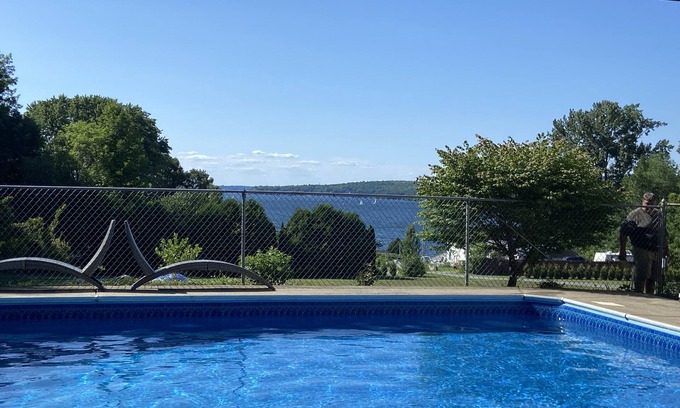 Colchester Casa | 5 BR Furnished House. Lake views, pool, steps from Malletts Bay, Lake Champlain