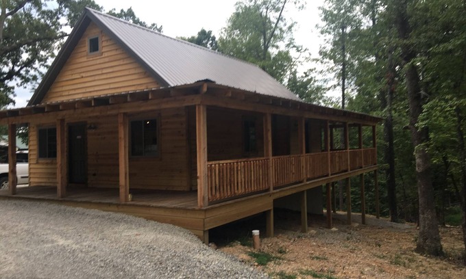 Mountain Home Cabina | Cabañas de Fall Creek para familias a 1 milla del lago Norfork y Mountain Home Ar.