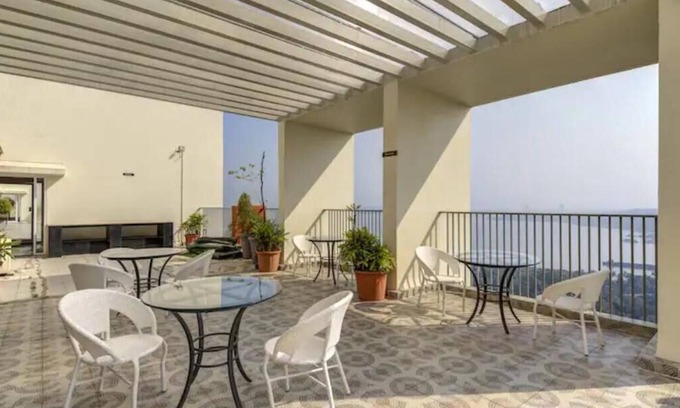 Chicalim Condominio | 5 km to Dabolim Arprt| No Airbnb fees| Pool Access