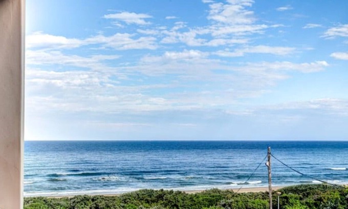 Illovo Beach Apartamento | 5 La Mer - Side-sea, garden & pool view