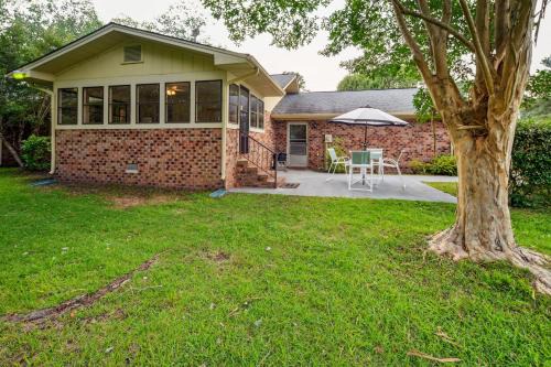 Myrtle Beach Casa | 5 Mi to Boardwalk Myrtle Beach Home Near Golfing
