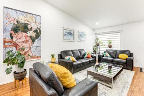 Aurora Casa | 5 Mi to Cherry Creek State Park Home with Yard!