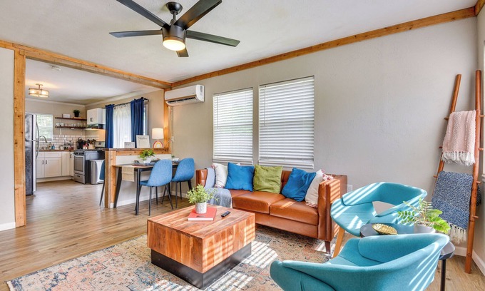 Tulsa Casa | 5 Mi to Dtwn Tulsa: Pet-Friendly Home!