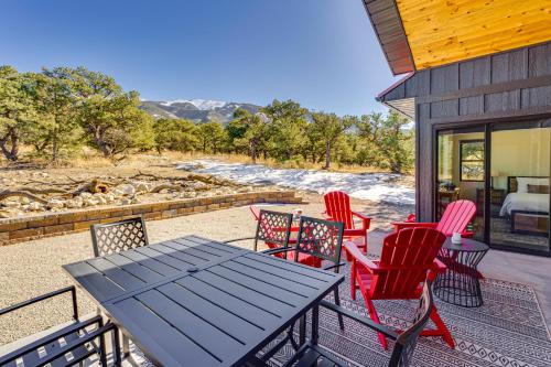 Zapata Casa | 5 Mi to Great Sand Dunes NP Mountain Retreat!