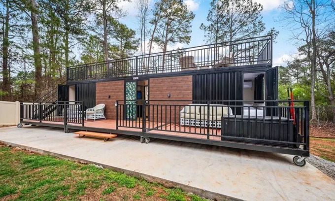 Lithonia Casa | 5 Mi to Stone Mountain: Lithonia Getaway
