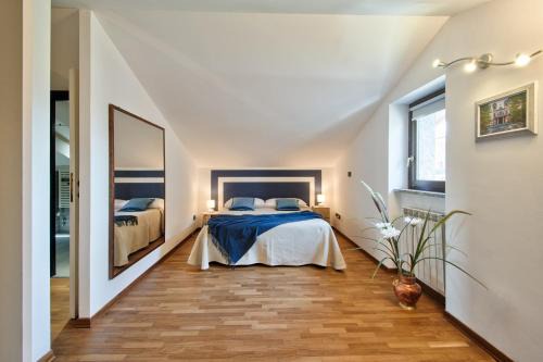 Collegno Apartamento | 5 MIGLIA APARTMENT la mansarda a Collegno