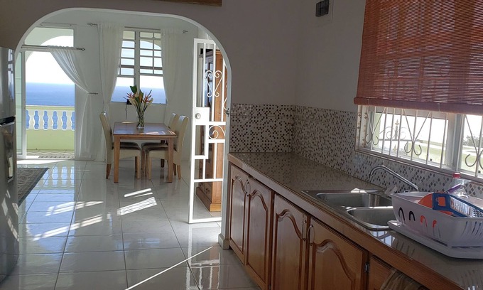 Mero Casa | 5 Mins from beach!