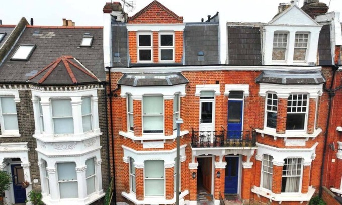 Thamesfield Apartamento | 5 mins to Fulham, Sleeps 6, Deluxe Suite 60"TV + Netflix + Games ShortStays