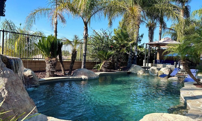 Winchester Casa | 5 Mins to Temecula Wine Country; resort-like pool spa with amazing sunset views!